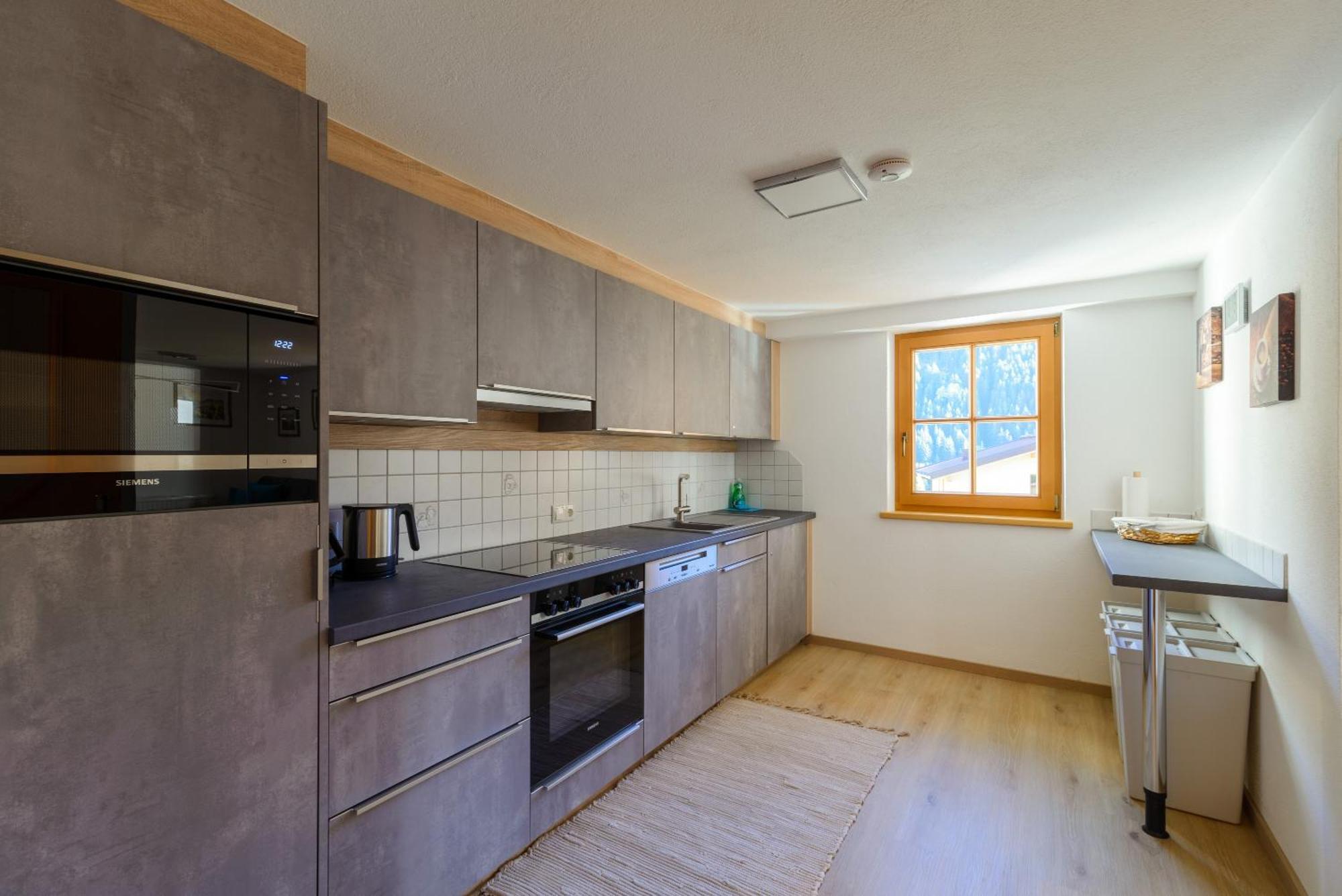 Appartamento Haus St. Bernard Pettneu am Arlberg Esterno foto