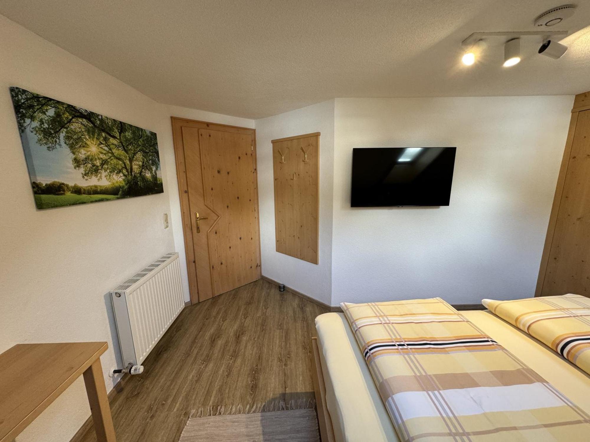 Appartamento Haus St. Bernard Pettneu am Arlberg Esterno foto