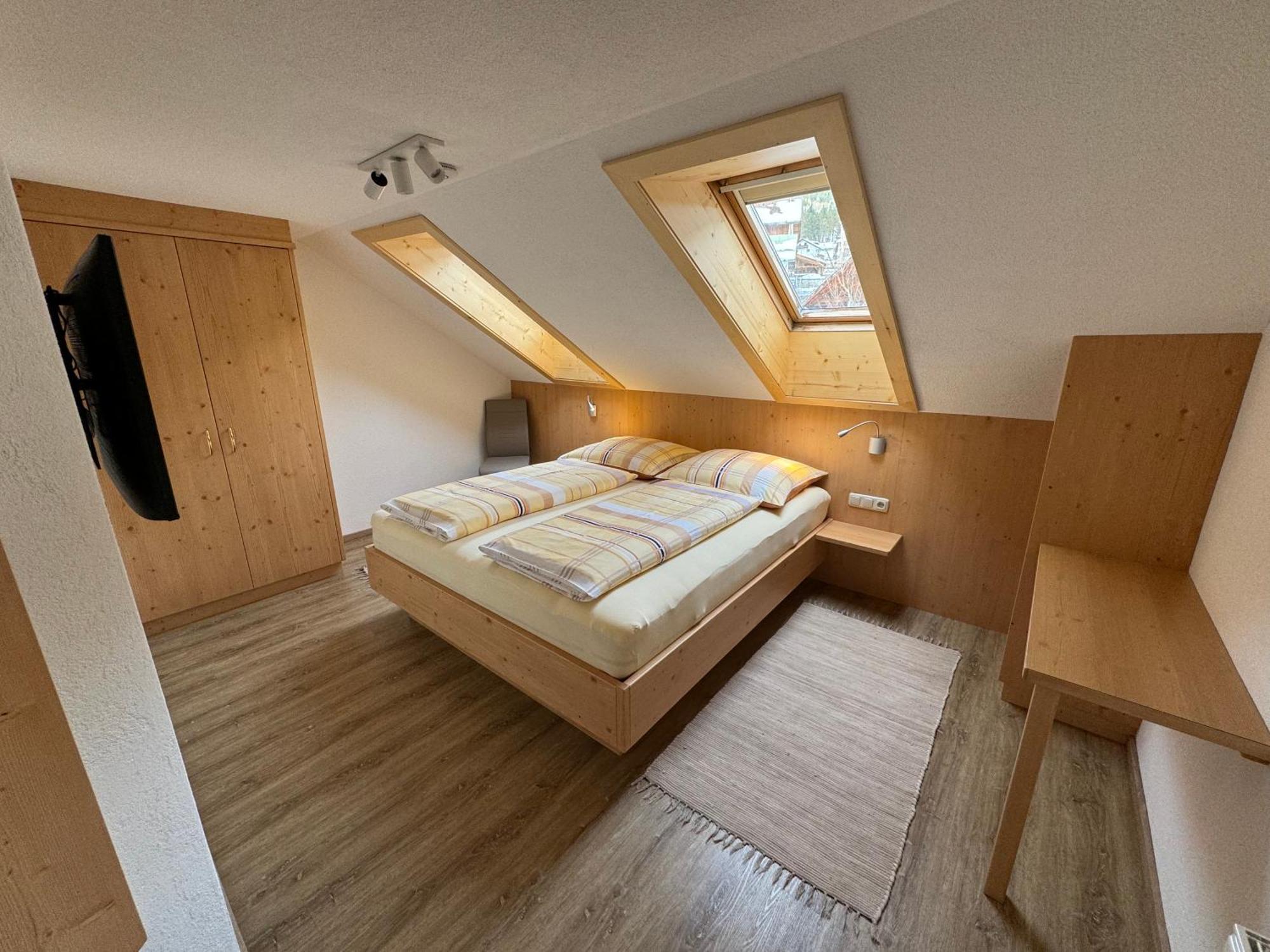 Appartamento Haus St. Bernard Pettneu am Arlberg Esterno foto